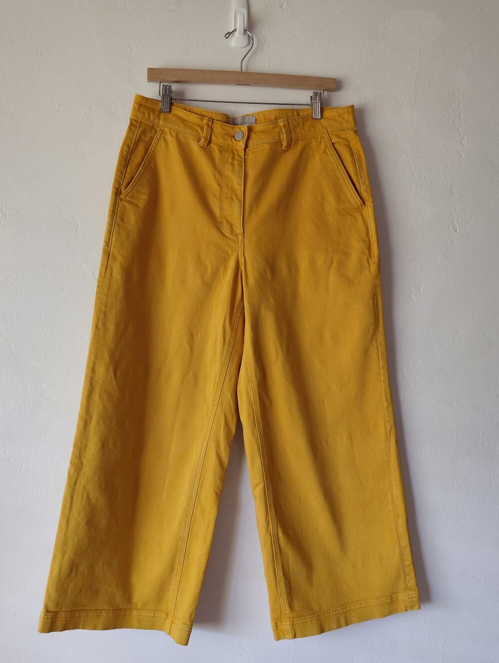 Everlane Wide-Leg Chinos in Mustard Yellow Pants
